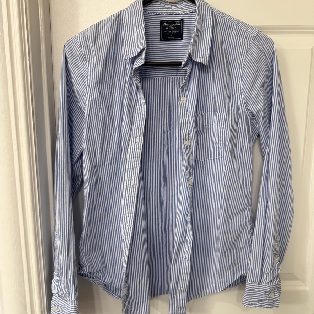 Abercrombie & Fitch women's Blue Stripe Button-Up Shirt
